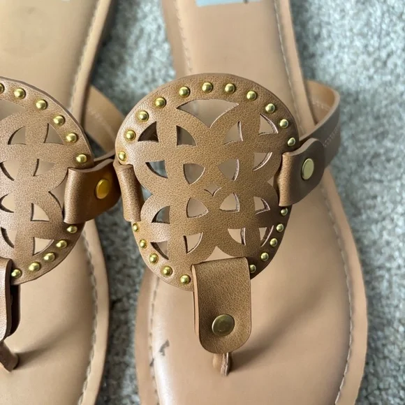 Dolce Vita Gionna Everyday Flat Sandals Flip Flop Tan Strappy Beachy Travel - Picture 4 of 6